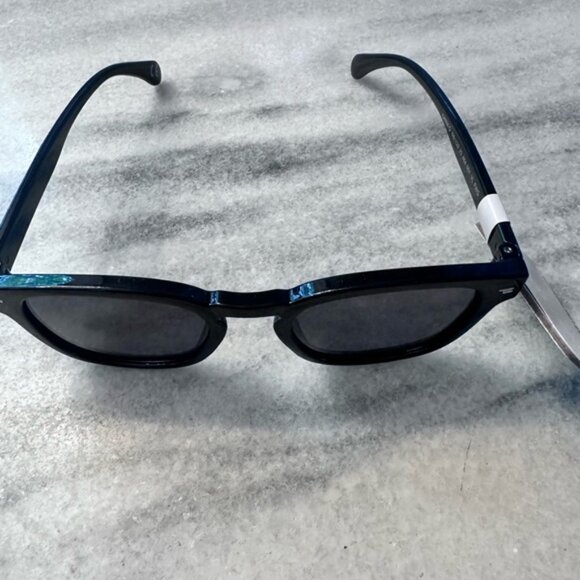 West Loop Black Sunglasses NWT - Picture 5 of 5